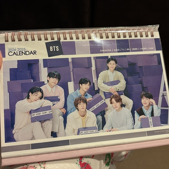 BTS - merch, albums and light stick! - Picture 12 of 16